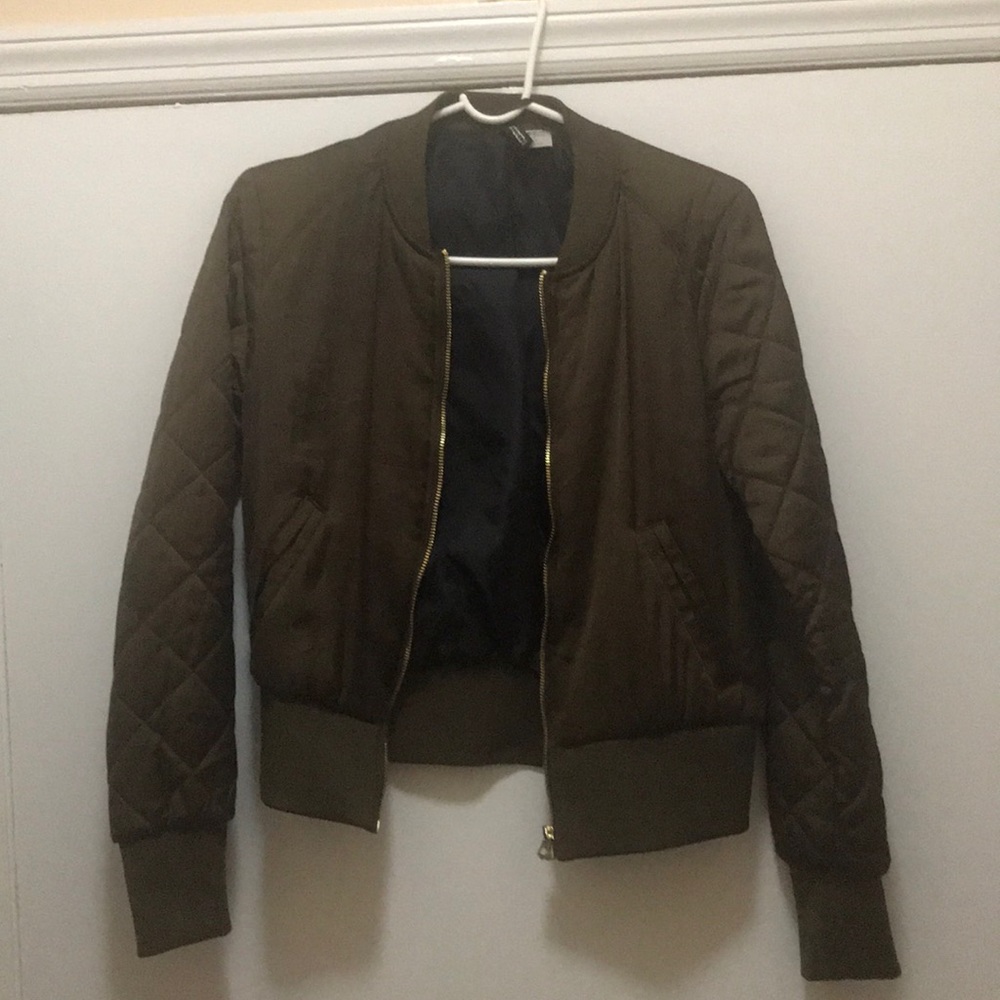 🎉HOST PICK🎉 H&M bomber jacket
